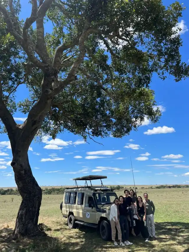 5 Days Kenya Wildlife & Beach Holiday in Amboseli, Tsavo East and Diani Beach (2026–2027)